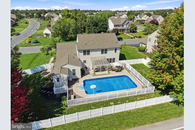 25 Lexington Dr, Annville, PA 17003 - Photo 2