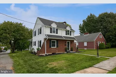 11 E Herman Avenue, Lebanon, PA 17042 - Photo 2