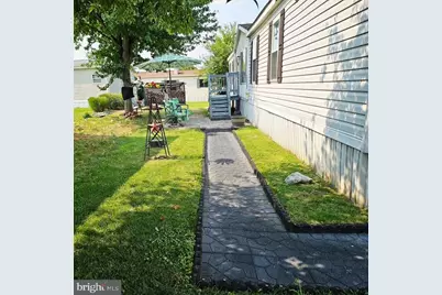 521 Palm City Park, Annville, PA 17003 - Photo 4