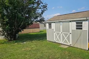 521 Palm City Park, Annville, PA 17003 - Photo 2