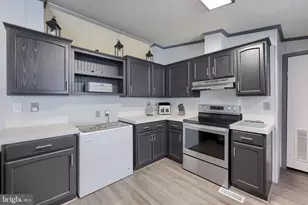 521 Palm City Park, Annville, PA 17003 - Photo 32