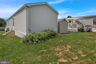 500 Houtztown Rd, Myerstown, PA 17067 - Photo 16