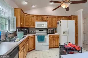 609 Richfield Dr, Lebanon, PA 17042 - Photo 12