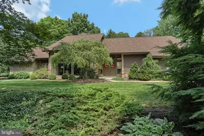 1801 Fieldcrest Road, Lebanon, PA 17042 - Photo 1