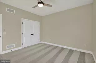 04 Starlight Ln, Lebanon, PA 17046 - Photo 16