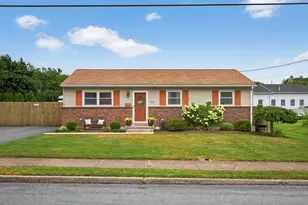 935 E Queen St, Annville, PA 17003 - Photo 1