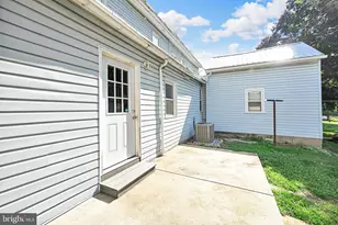 108 E Main Ave, Myerstown, PA 17067 - Photo 10
