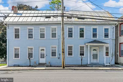 108 E Main Avenue, Myerstown, PA 17067 - Photo 4