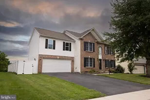 446 Old Farm Rd, Palmyra, PA 17078 - Photo 2