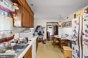 3073 W Oak St, Lebanon, PA 17042 - Photo 6
