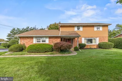 3073 W Oak Street, Lebanon, PA 17042 - Photo 1