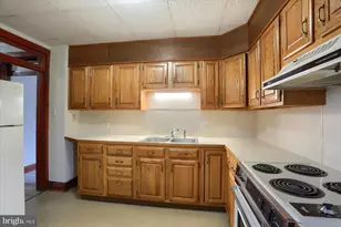 50 E Maple St, Palmyra, PA 17078 - Photo 8