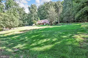 654 Woodlawn Dr, Lebanon, PA 17042 - Photo 6