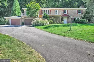 654 Woodlawn Dr, Lebanon, PA 17042 - Photo 8