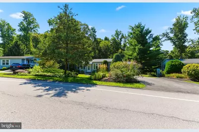 334 Maple Ave Tp-0073, Manheim, PA 17545 - Photo 2