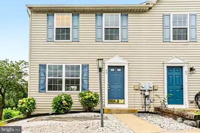 69 Laurel Dr Drive, Myerstown, PA 17067 - Photo 2