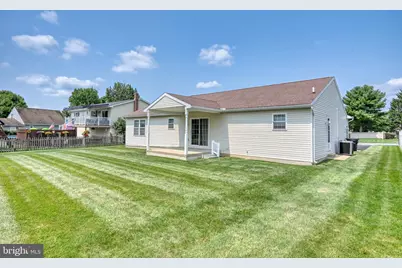 636 Meadow Drive, Lebanon, PA 17042 - Photo 6