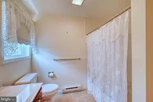 636 Meadow Dr, Lebanon, PA 17042 - Photo 18