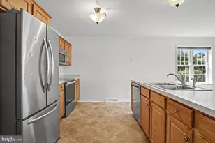 470 Oak Ln, Palmyra, PA 17078 - Photo 8