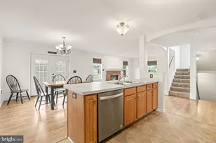 470 Oak Ln, Palmyra, PA 17078 - Photo 8