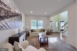 182 Pickwick Cir, Palmyra, PA 17078 - Photo 8