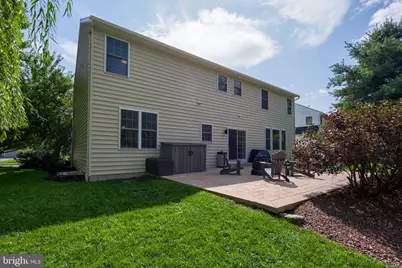 182 Pickwick Circle, Palmyra, PA 17078 - Photo 2
