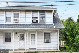 117 W Main St, Newmanstown, PA 17073 - Photo 2