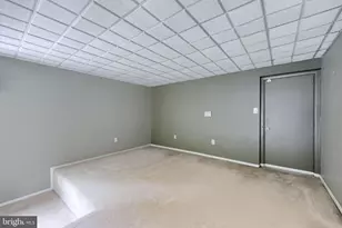 429 W Main Ave, Myerstown, PA 17067 - Photo 32