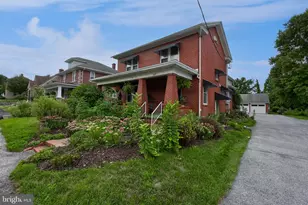 429 W Main Ave, Myerstown, PA 17067 - Photo 4