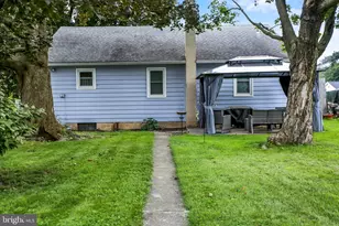 832 W Maple St, Palmyra, PA 17078 - Photo 30
