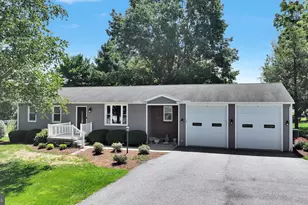 14 Walnut St, Richland, PA 17087 - Photo 1