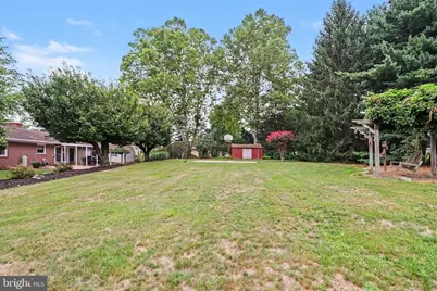 11 W Larch Street, Annville, PA 17003 - Photo 6