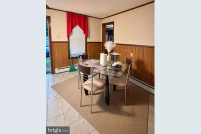 112 N Strawberry Street, Fredericksburg, PA 17026 - Photo 4