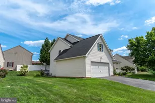336 Springbrook Dr, Palmyra, PA 17078 - Photo 6