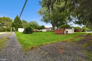 125 S Center Ave, Palmyra, PA 17078 - Photo 38