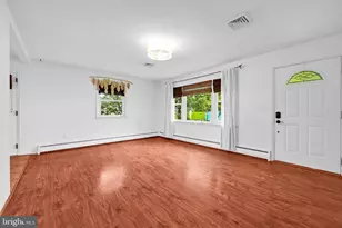 125 S Center Ave, Palmyra, PA 17078 - Photo 8