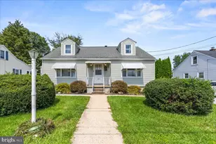 517 W Walnut St, Cleona, PA 17042 - Photo 1