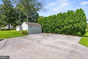 517 W Walnut St, Cleona, PA 17042 - Photo 32