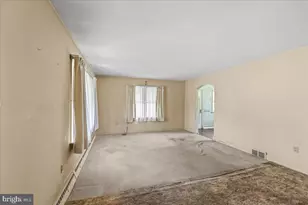 517 W Walnut St, Cleona, PA 17042 - Photo 6