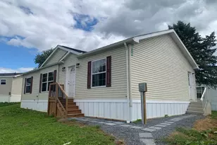 538 Palm City Park, Annville, PA 17003 - Photo 2
