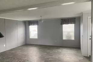 14 W Willow St, Palmyra, PA 17078 - Photo 6