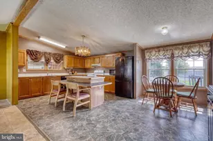218 W Spruce St, Palmyra, PA 17078 - Photo 10