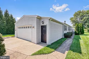 218 W Spruce St, Palmyra, PA 17078 - Photo 6