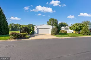 218 W Spruce St, Palmyra, PA 17078 - Photo 4