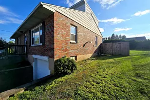 703 S 2nd Ave, Lebanon, PA 17042 - Photo 2