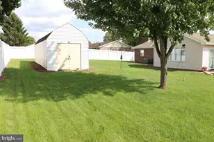 931 Oak Ln, Lebanon, PA 17046 - Photo 6