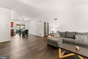 17 Mayflower Dr, Jonestown, PA 17038 - Photo 4