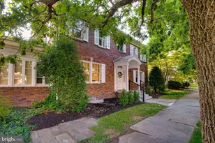11 N College St, Myerstown, PA 17067 - Photo 2