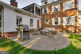 11 N College St, Myerstown, PA 17067 - Photo 4