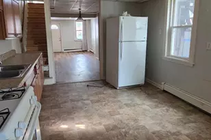 916 Elizabeth St, Lebanon, PA 17042 - Photo 4